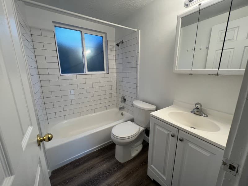 Salt Lake City Apartment: 860 E 500 S