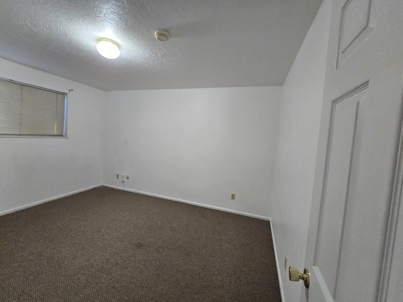 Springville Townhome: 844 S Artistic Cir