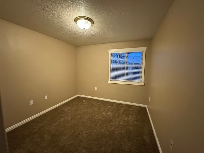 Saratoga Springs Condo: 160 W Daybreak Ln