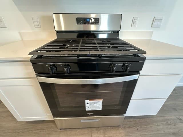 Saratoga Springs Townhome: 253 N Portside Ln