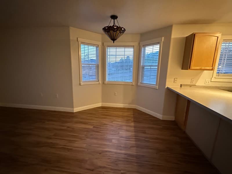 Saratoga Springs Condo: 160 W Daybreak Ln