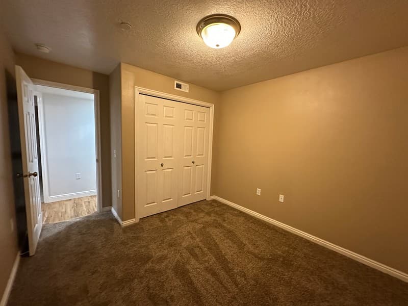Saratoga Springs Condo: 160 W Daybreak Ln