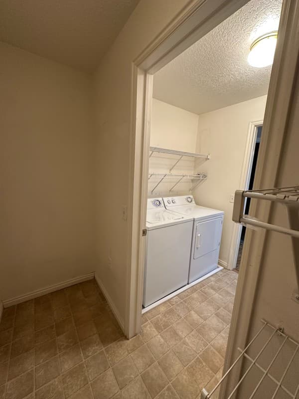 Saratoga Springs Condo: 160 W Daybreak Ln