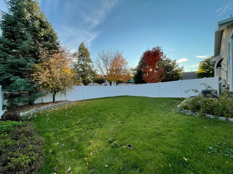 Sandy House: 8039 S Old Dairy Rd
