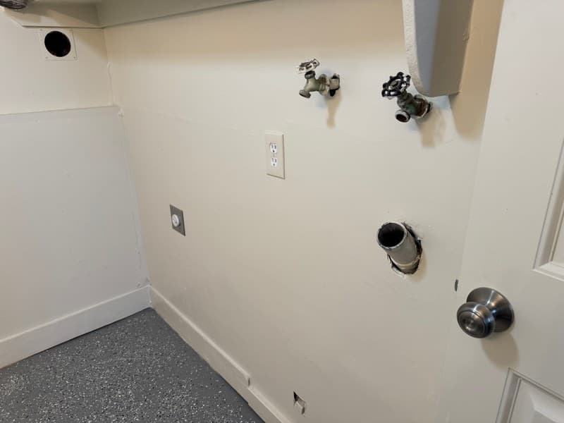 Magna Townhome: 3118 S Spencer Ave