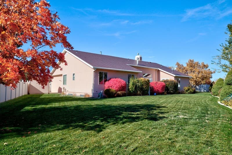 Sandy House: 11567 S Lexington Hills Cir