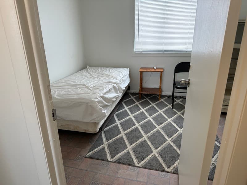 Huntington House: 380 N 200 W