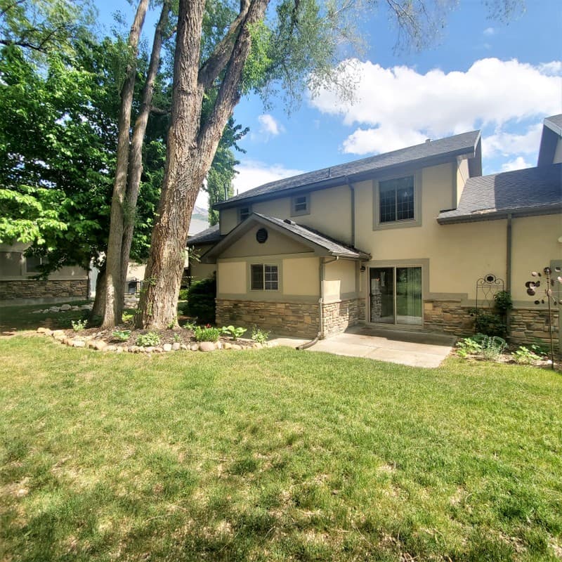 Ogden Townhome: 1146 E 1640 S