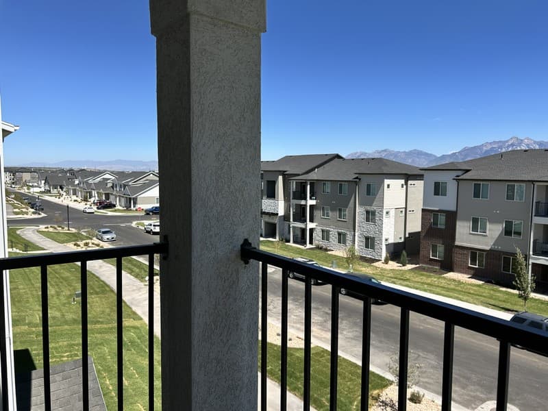 Riverton Condo: 13713 S Hanley Ln