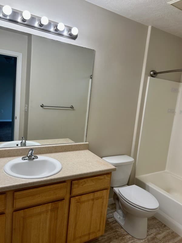 Herriman Townhome: 5033 W Red Shale