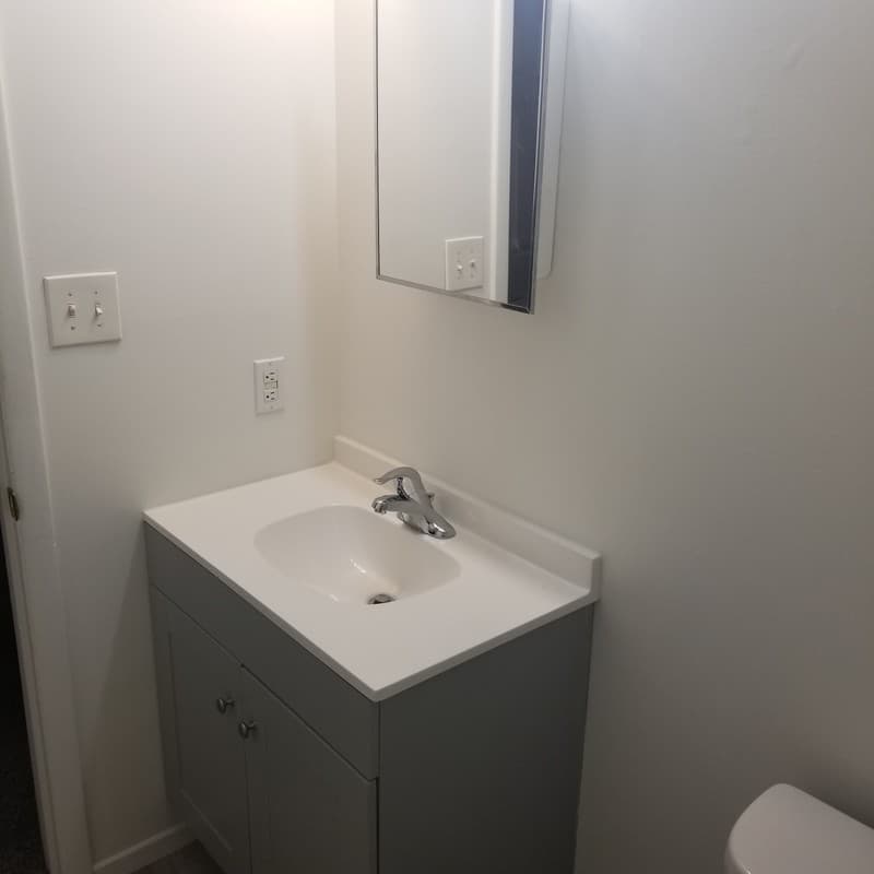 Washington Terrace Apartment: 4807 S 350 E