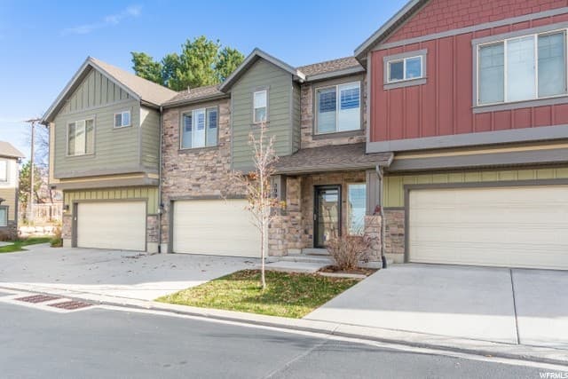 Bountiful Townhome: 2091 Orchard Pines Loop