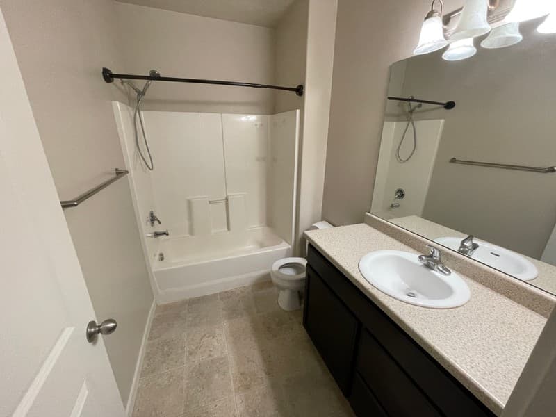 Saratoga Springs Condo: 223 E Jordan Ridge Blvd