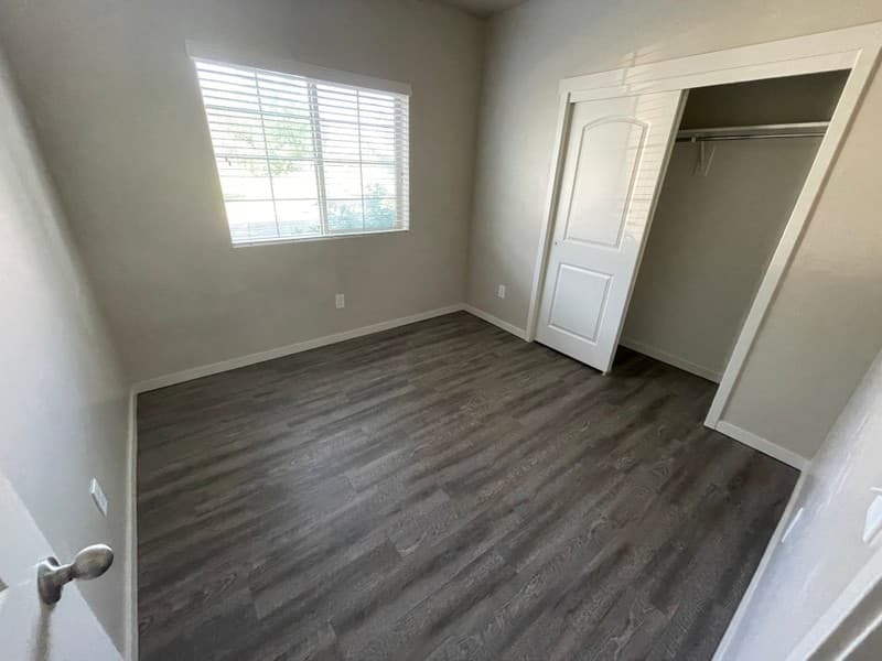 Saratoga Springs Condo: 223 E Jordan Ridge Blvd