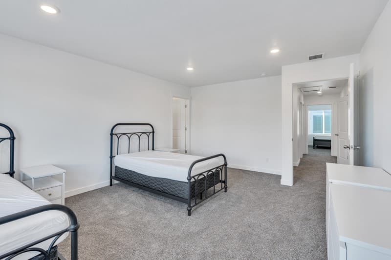Provo Single Room: 642 W 1870 S