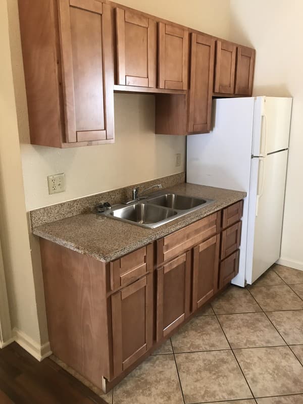 Oakland Apartment: 1729 Seminary Ave