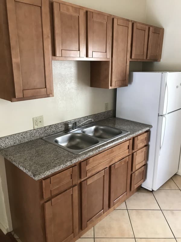 Oakland Apartment: 1729 Seminary Ave