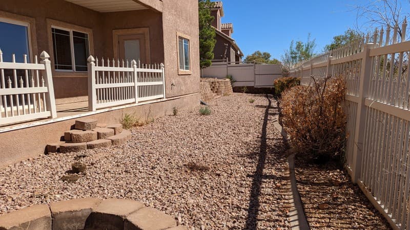 Saint George House: 695 Crystal Dr