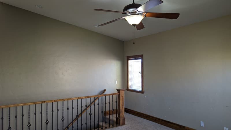 Saint George House: 695 Crystal Dr