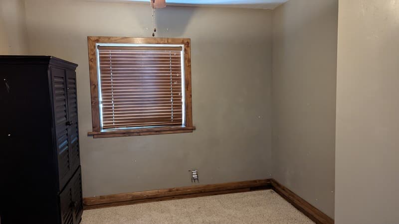 Saint George House: 695 Crystal Dr
