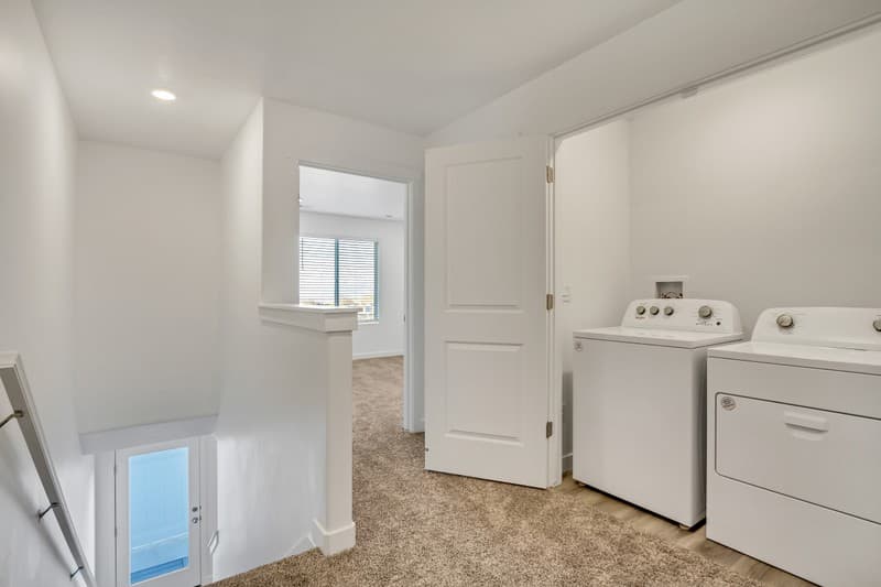 Magna Townhome: 8494 W Beckville Dr