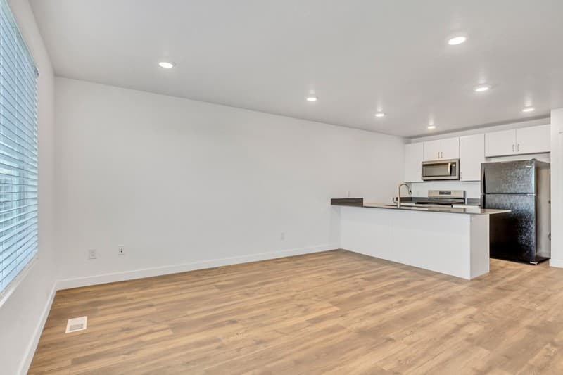 Magna Townhome: 8494 W Beckville Dr
