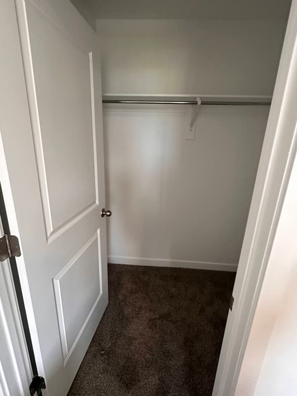 Saratoga Springs Townhome: 907 E Sea Horse Ct