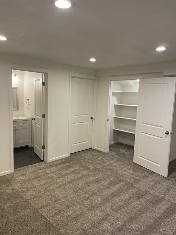 Saratoga Springs Townhome: 932 E Manifest Ln