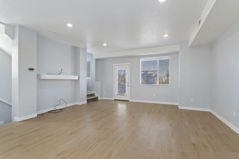 Herriman Townhome: 5332 W Solafax Ln