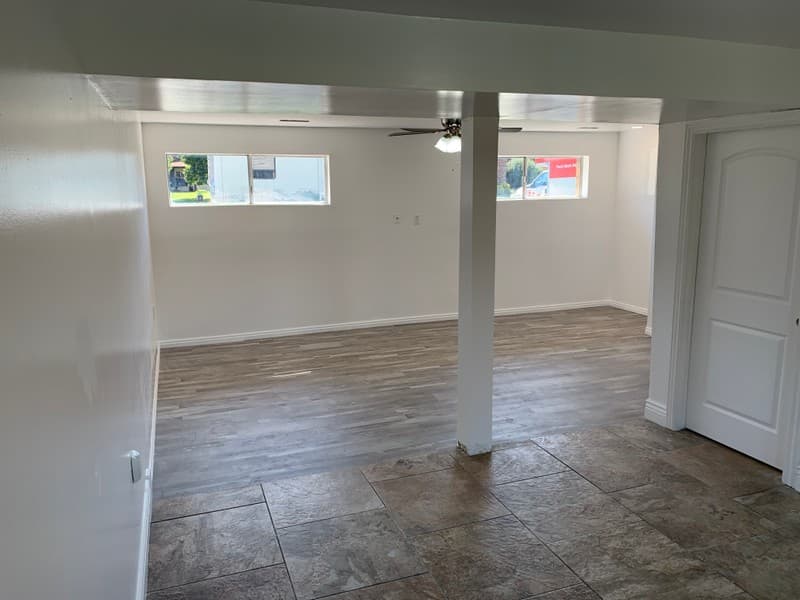 Salem House: 80 S 545 E