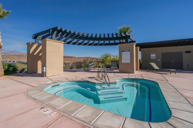 Washington Townhome: 795 N Via Modelo Cir