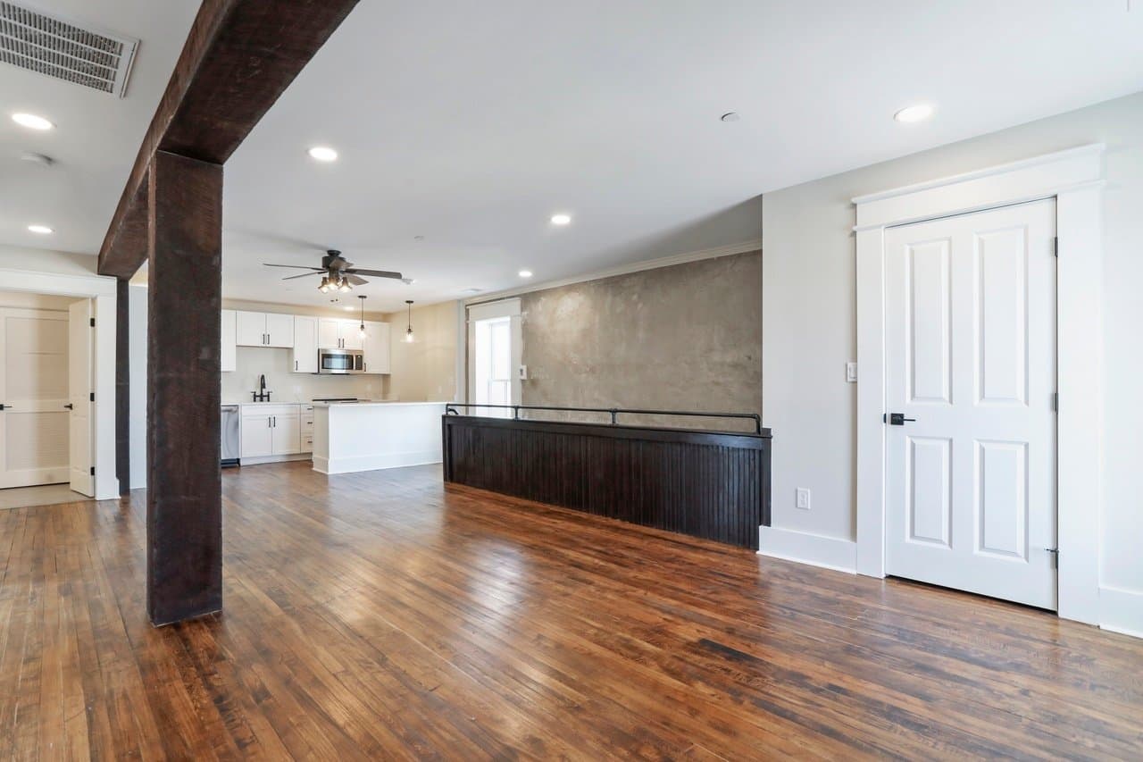 Charles Town Apartment: 302 N Mildred St