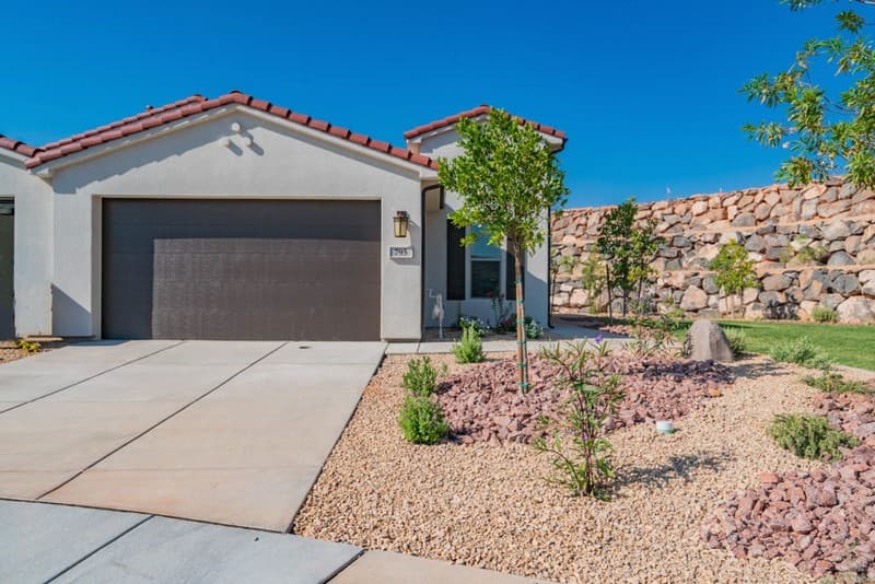 Washington Townhome: 795 N Via Modelo Cir