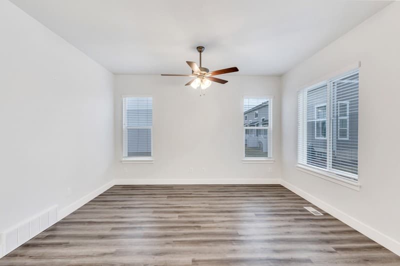Lehi Single Room: 1613 N 3740 W