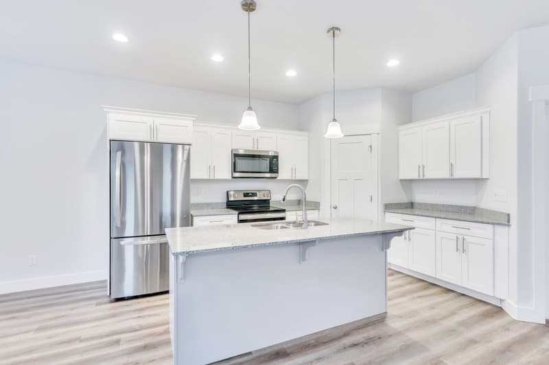 Lehi Single Room: 1613 N 3740 W