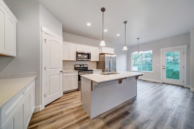 Bluffdale Townhome: 16422 S Bull Spring Ln