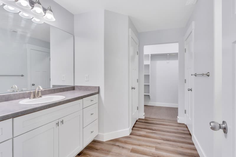 Lehi Single Room: 1613 N 3740 W