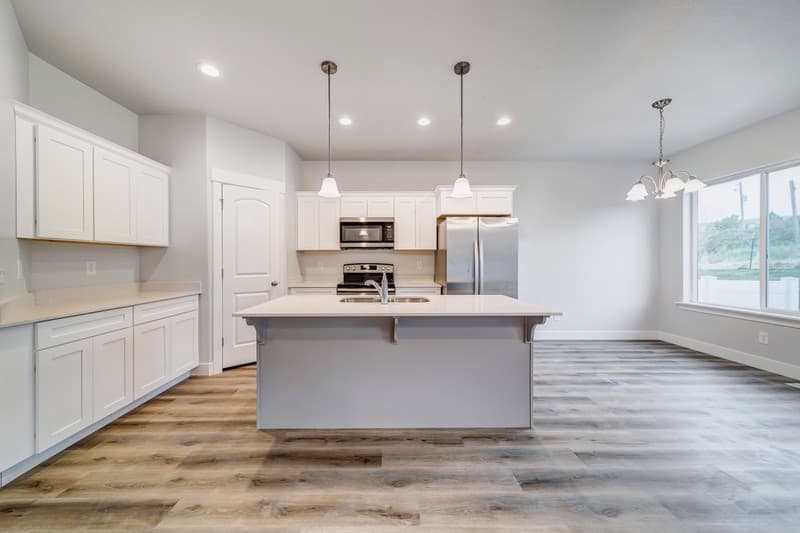 Bluffdale Townhome: 16422 S Bull Spring Ln
