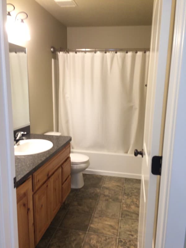 Layton Townhome: 160 Evans Cove Loop