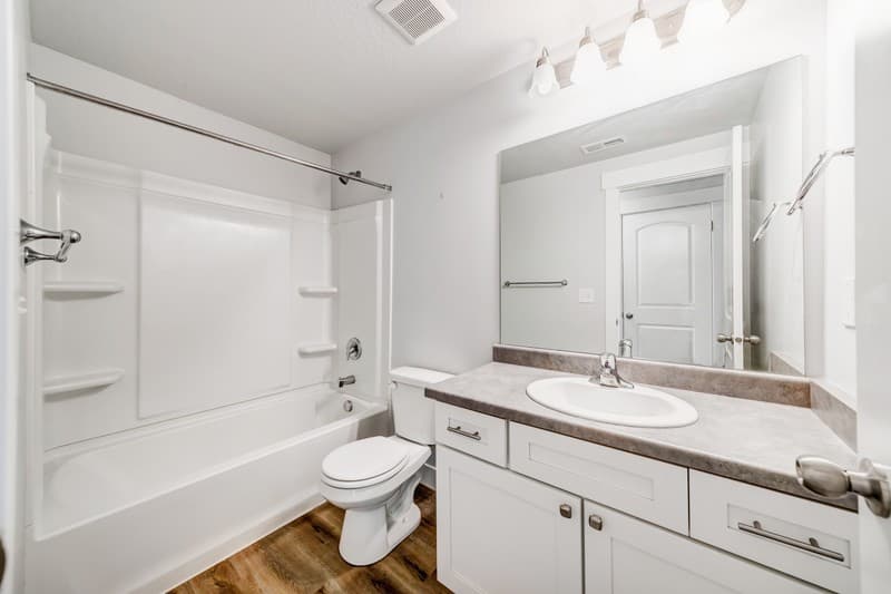 Bluffdale Townhome: 16422 S Bull Spring Ln