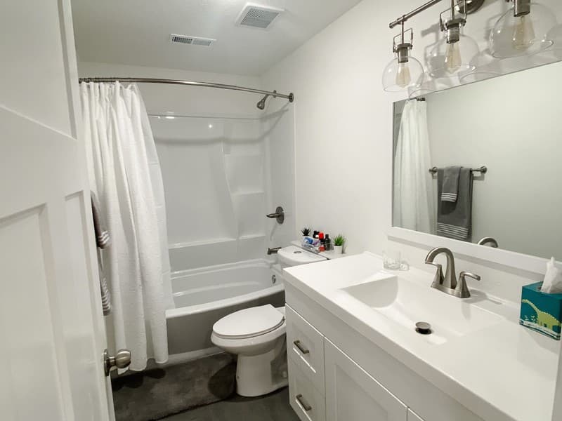 Saratoga Springs Multiplex: 2652 N Daisy Dr