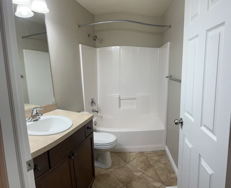 Centerville Townhome: 273 W 680 N