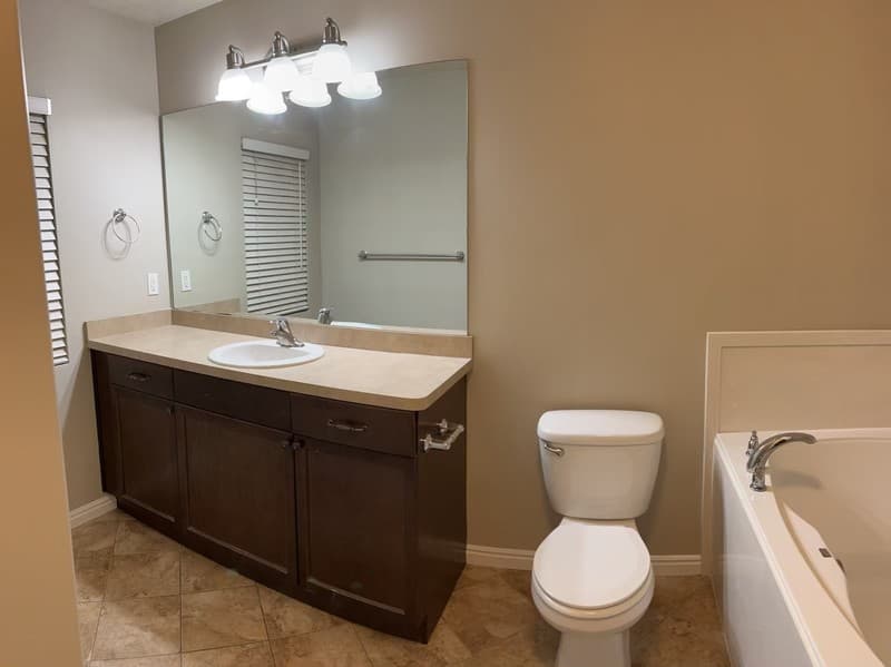 Centerville Townhome: 273 W 680 N