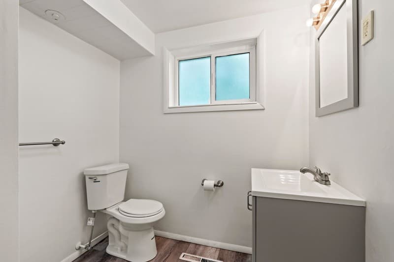 Kaysville Apartment: 1590 Nicholls Rd