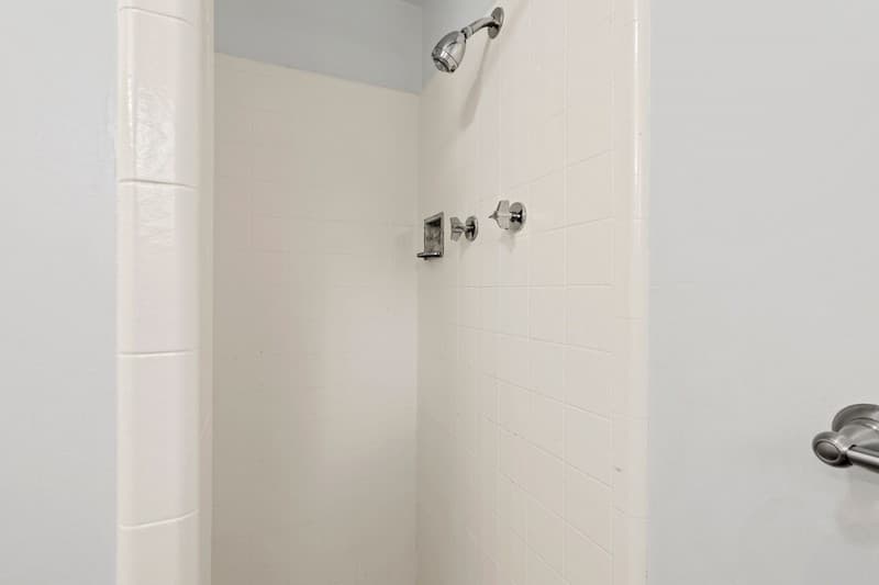 Kaysville Apartment: 1590 Nicholls Rd