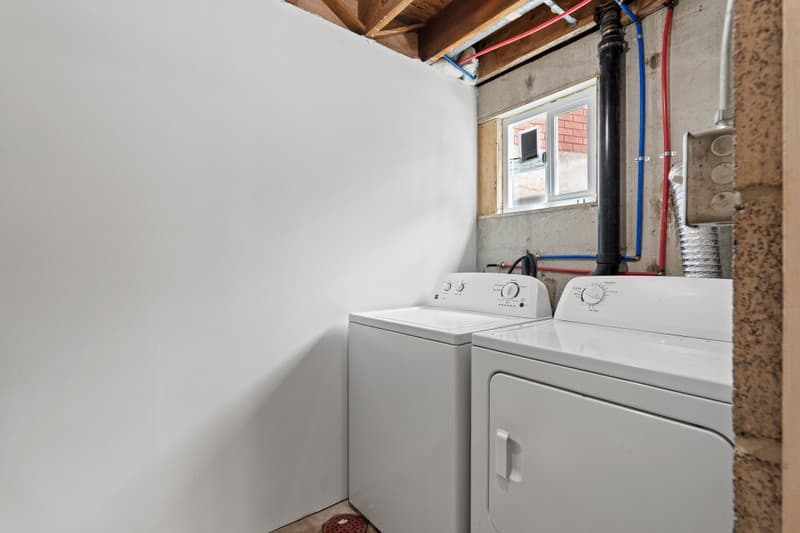 Kaysville Apartment: 1590 Nicholls Rd