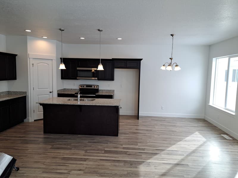 Lehi Townhome: 4169 W 2060 N