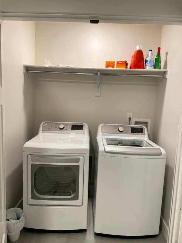 Lehi Single Room: 1469 N 3830 W