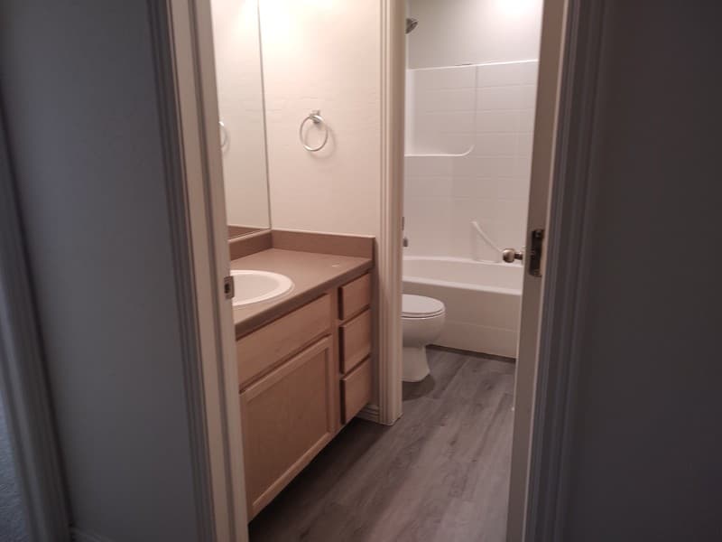 Bountiful Townhome: 1925 Pages Pl