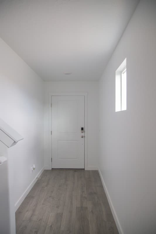 Saratoga Springs Townhome: 544 N Helmsman Ln